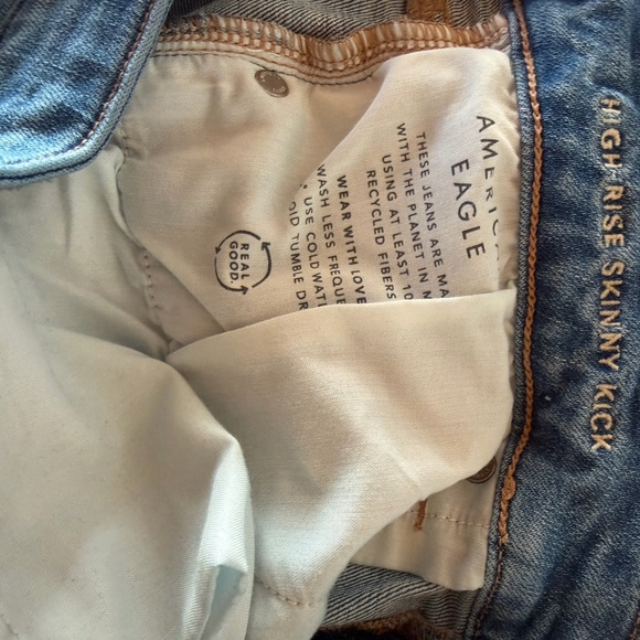 American Eagle Next Level High-Waisted Skinny Kick Jean - Picture 8 of 8